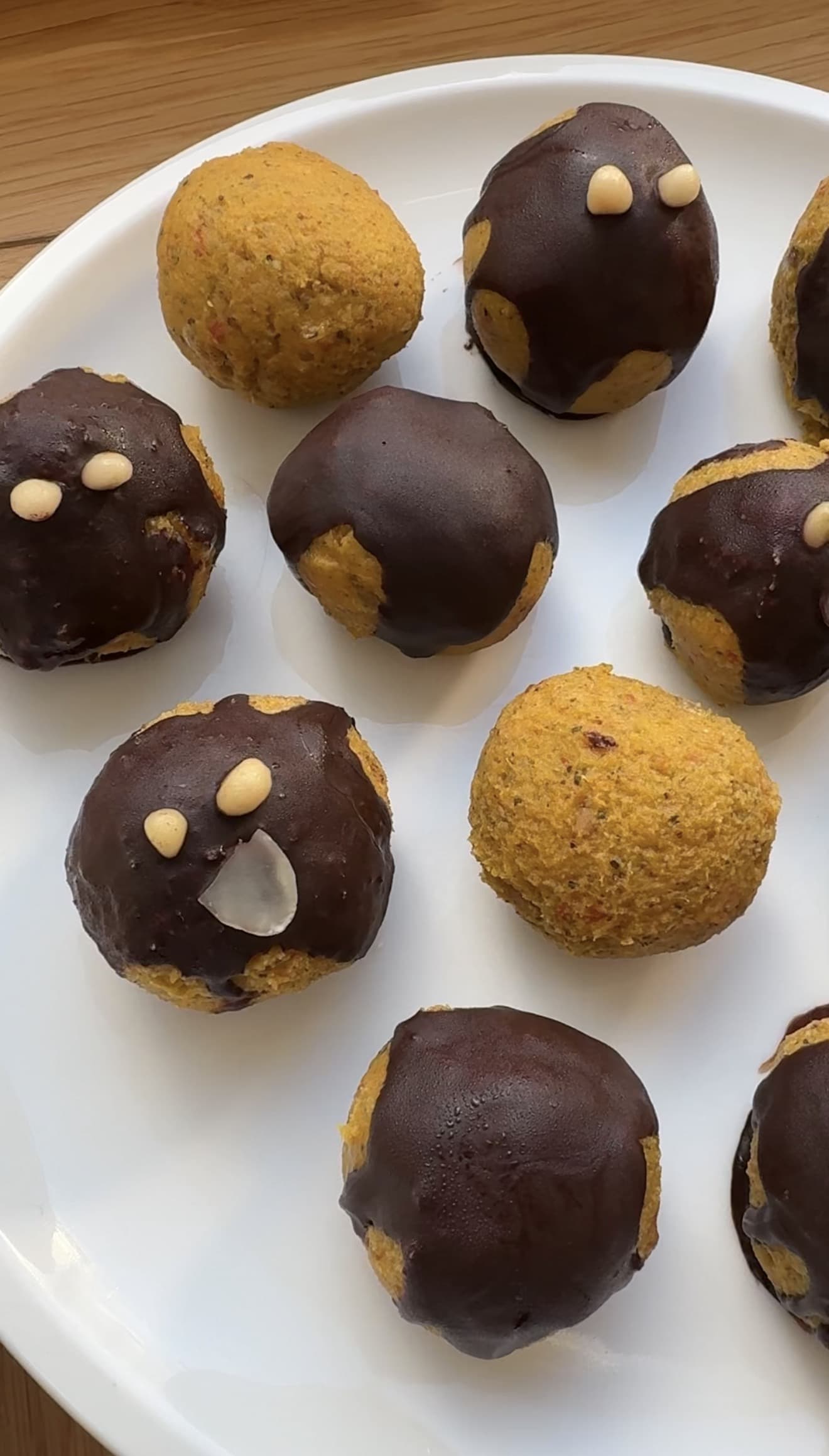 Anti-entzündliche Halloween Energy Balls